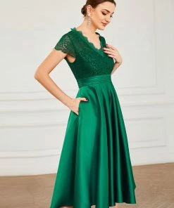 Ever-Pretty US Romantic V-neck Lace Bodice A-line Cocktail Dress 38 Ever-Pretty US Romantic V-neck Lace Bodice A-line Cocktail Dress