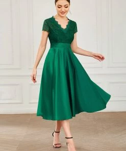 Ever-Pretty US Romantic V-neck Lace Bodice A-line Cocktail Dress 39 Ever-Pretty US Romantic V-neck Lace Bodice A-line Cocktail Dress