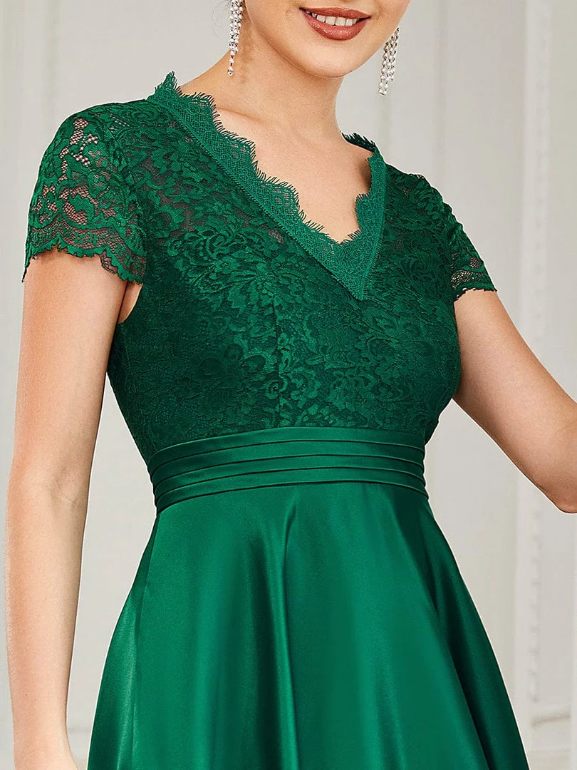 Ever-Pretty US Romantic V-neck Lace Bodice A-line Cocktail Dress 3 Ever-Pretty US Romantic V-neck Lace Bodice A-line Cocktail Dress