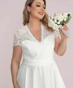 Ever-Pretty US Prom Dresses Plus Size V-neck Lace Bodice A-line Cocktail Dress With Sleeves