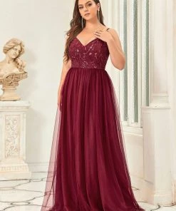 Ever-Pretty US SHOP BY OCCASION Plus Size Soft Spaghetti Straps V-Neck Embroidery Evening Dress