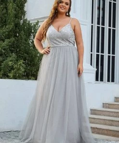 Ever-Pretty US SHOP BY OCCASION Plus Size Soft Spaghetti Straps V-Neck Embroidery Evening Dress