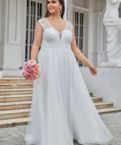 Ever-Pretty US Summer Dresses 2022 Plus Size Long Formal V-Neck Tulle White Wedding Dress