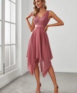 Ever-Pretty US Stunning V Neck Lace & Chiffon Prom Dress For Women SHOP BY OCCASION 62 Ever-Pretty US Stunning V Neck Lace & Chiffon Prom Dress For Women SHOP BY OCCASION