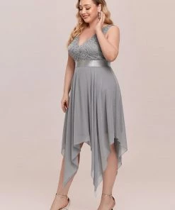 Ever-Pretty US Stunning V Neck Lace & Chiffon Prom Dress For Women SHOP BY OCCASION 76 Ever-Pretty US Stunning V Neck Lace & Chiffon Prom Dress For Women SHOP BY OCCASION