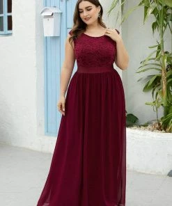 Ever-Pretty US Plus Size Classic Round Neck V Back A-Line Chiffon Bridesmaid Dresses With Lace
