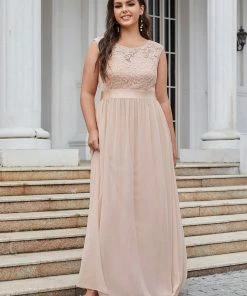 Ever-Pretty US Plus Size Classic Round Neck V Back A-Line Chiffon Bridesmaid Dresses With Lace