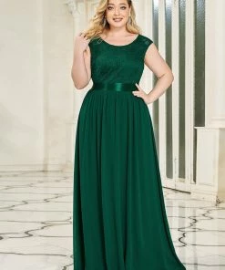 Ever-Pretty US Plus Size Classic Round Neck V Back A-Line Chiffon Bridesmaid Dresses With Lace