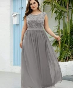 Ever-Pretty US Plus Size Classic Round Neck V Back A-Line Chiffon Bridesmaid Dresses With Lace
