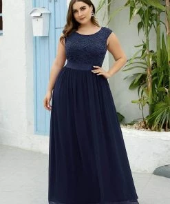 Ever-Pretty US Plus Size Classic Round Neck V Back A-Line Chiffon Bridesmaid Dresses With Lace