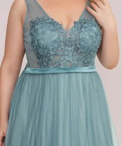 Ever-Pretty US Plus Size Women's A-Line V-Neck Floral Lace Appliques Bridesmaid Dress 29 Ever-Pretty US Plus Size Women's A-Line V-Neck Floral Lace Appliques Bridesmaid Dress