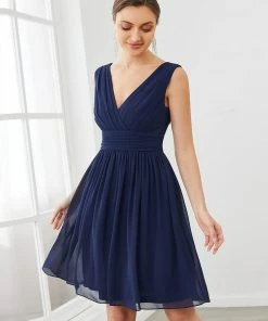 Ever-Pretty US Cocktail Dresses Women Sleeveless V Neck Short Bridesmaid Dress