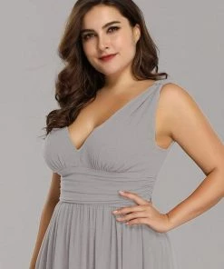 Ever-Pretty US Party Dresses Plus Size Sleeveless V-Neck Semi-Formal Chiffon Bridesmaid Dress