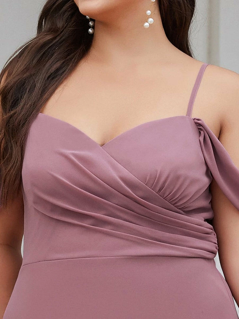 Ever-Pretty US Plus Size V-Neck Cold Shoulder Bridesmaid Dress 3 Ever-Pretty US Plus Size V-Neck Cold Shoulder Bridesmaid Dress