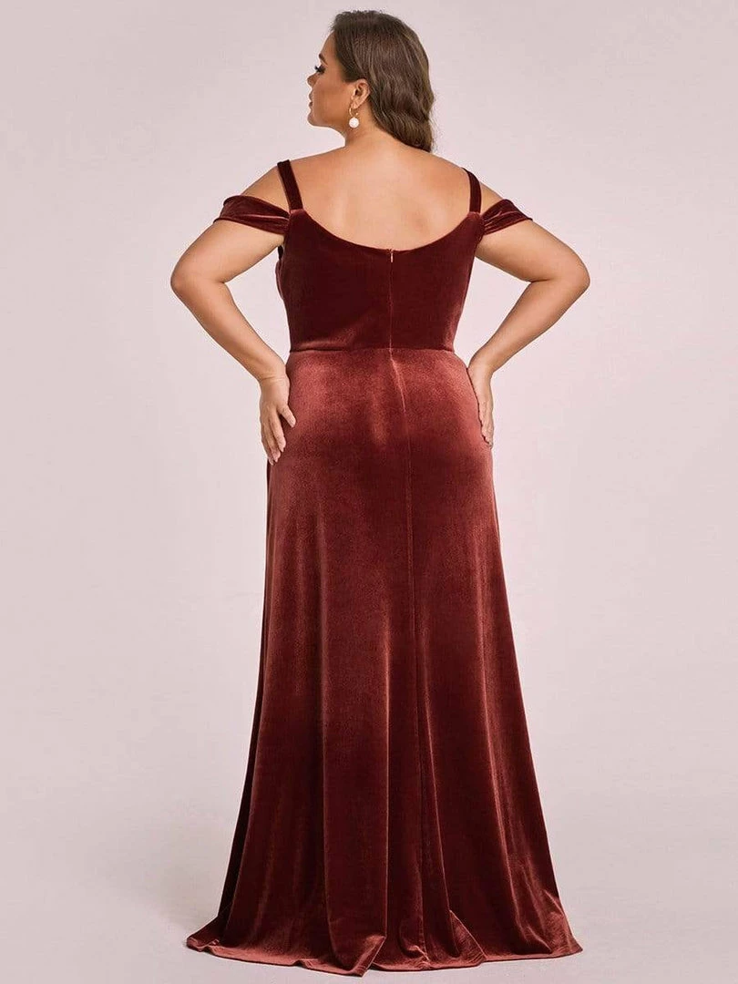 Ever-Pretty US SHOP BY OCCASION Plus Size Velvet Cold-Shoulder Sweetheart Column Bridesmaid Dress 4 Ever-Pretty US SHOP BY OCCASION Plus Size Velvet Cold-Shoulder Sweetheart Column Bridesmaid Dress