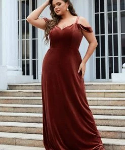 Ever-Pretty US SHOP BY OCCASION Plus Size Velvet Cold-Shoulder Sweetheart Column Bridesmaid Dress 7 Ever-Pretty US SHOP BY OCCASION Plus Size Velvet Cold-Shoulder Sweetheart Column Bridesmaid Dress